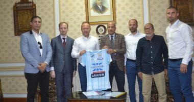غزل المحلة  يتعاقد مع نادى بولندى للإشراف على قطاع الناشئين للفلاحين.. صور