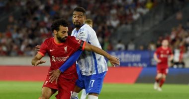 محمد صلاح يقود التشكيل الأساسى ليفربول أمام بولونيا وديا 