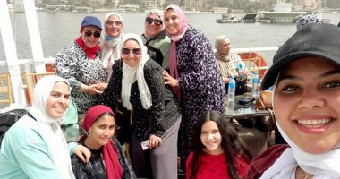 "إيمان" أسست مجموعة لرحلات اليوم الواحد للنساء فقط.. ترفيه وتأمل