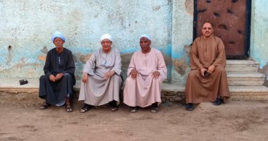 مدرسة ومسجد بالجهود الذاتية.. قرية العقاربة بالأقصر تضرب مثلا فى التكاتف.. لايف
