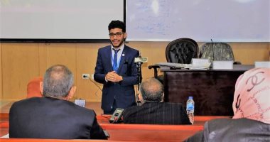 طالب بجامعة الفيوم ينافس على جائزة عالمية قيمتها مليون دولار.. صور