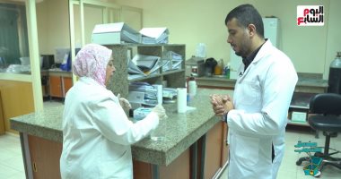 شاهد لأول مرة عملية حقن مجهرى للجاموس والأبقار والجمال في صندوق محسوب