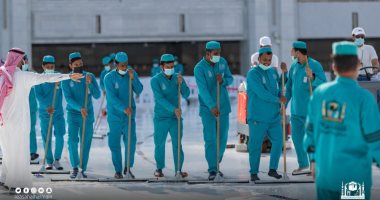رئاسة شئون الحرمين تكشف كواليس تعقيم وتطهير المسجد الحرام على مدار الساعة