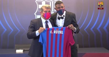 برشلونة يقدم الوافد الجديد إيمرسون للجماهير بحضور لابورتا.. فيديو وصور