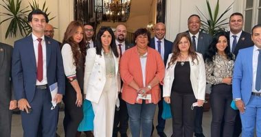 وفد تنسيقية شباب الأحزاب يلتقى وزيرة الثقافة للحديث عن أبرز الإنجازات