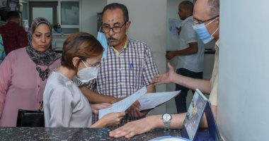 نائب محافظ الإسكندرية فى جولة داخل المركز النموذجى للخدمات والمشروعات.. صور