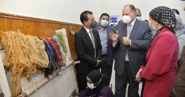 محافظ أسيوط يشهد بدء الفعاليات الثقافية والفنية بقصر ثقافة ساحل سليم.. صور