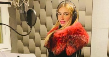 الشاعرة رانيا فريج تشارك الإعلامى أسامة منير فى قصيدة شعرية بنمط غنائى