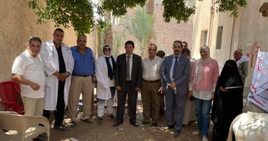 نقابة الأطباء البيطريين تنظم قافلة بيطرية بالفيوم فى لدعم مبادرة "حياة كريمة"