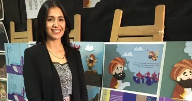 رحاب اختارت عباس ابن فرناس بطلاً لمشروع تخرجها بقصة أطفال وعرائس كروشيه