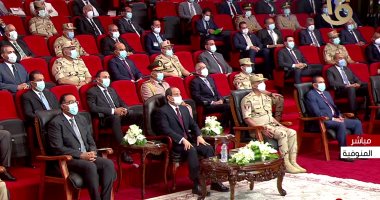 الرئيس السيسى يشاهد فيلما تسجيليا بعنوان "بكرة أحلى" عن مدينة سايلو فودز