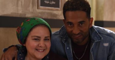 عمرو سعد: كلمت دلال عبد العزيز فى الموبايل وكانت بتنهج وبتتكلم بصعوبة