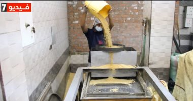 الطحينة ملك السفرة.. شوف صناعة الطحينة وإزى تفرق السليمة من المغشوشة