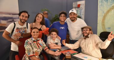 ضحك ولعب وفرفشة .. كواليس لوكيشن "معالى ماما" لبشرى .. صور
