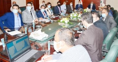 محافظ سوهاج يعلن زيادة أعداد الأسرة الداخلية وأسرة العناية المركزة بالمستشفيات