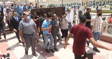وصول جثمان الراحل المهندس حسب الله الكفراوى مسجد المشير.. صور
