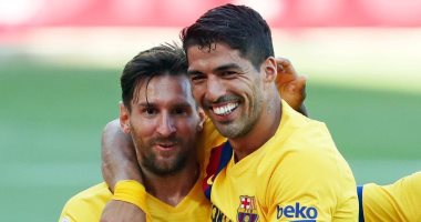 لويس سواريز يساند ميسي بكلمات مؤثرة بعد رحيله عن برشلونة