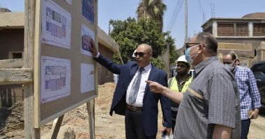 محافظ أسيوط: نظارات وكشف عيون بالمجان ومتابعات مستمرة لـ"حياة كريمة".. صور