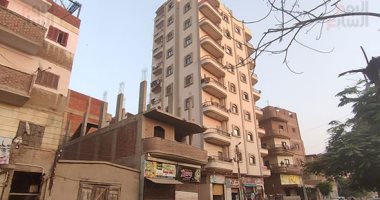 عقار الشرقية المائل.. شاهد لحظات الرعب فى مركز ههيا واستغاثة الأهالى بالمسئولين