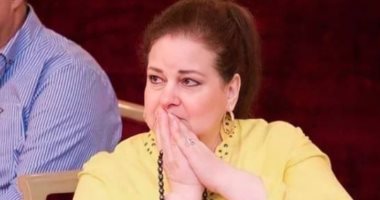 إليسا تعود لـ تويتر بسبب وفاة دلال عبد العزيز: "التقت بحب حياتها وما تحملت البعد"