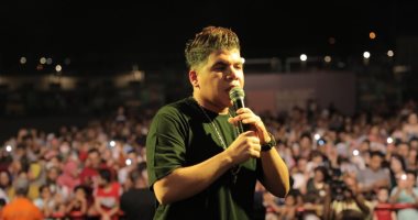 احتفالية فنية مبهجة بنادى سيتى كلوب العبور بمشاركة عمر كمال.. صور