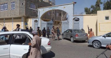 واشنطن للأفغان: الدفاع عن بلدكم أمام طالبان متروك لكم.. إنه صراعكم