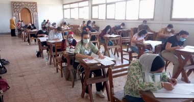 جامعة المنيا تواصل عقد اختبارات قدرات كليات الفنون والتربية الرياضية.. صور