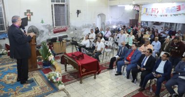 رئيس الكنيسة الإنجيلية يشارك فى تنصيب راعيا بسنورس الفيوم