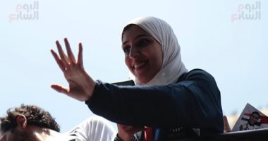 البطلة المصرية جيانا فاروق تصل مطار القاهرة وأتوبيس مكشوف فى استقبالها