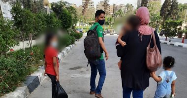 فريق أطفال وكبار بلا مأوى يساعد أسرتين فى القاهرة وبنى سويف