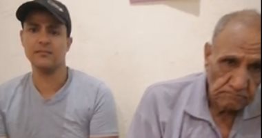 أحمد بقدم واحدة يتطوع لتغسيل الموتى ويخدم والده المسن وشقيقته.. لايف