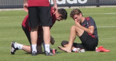 إصابة توماس مولر قبل يومين من انطلاق الدوري الألماني
