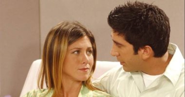 نجما "Friends"جينيفر أنيستون وديفيد شويمر يجددان قصة حبهما بعد 17 عاما