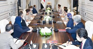الرئيس يتابع الموقف التنفيذي لساحة الشعب والنصب التذكاري بالعاصمة الإدارية