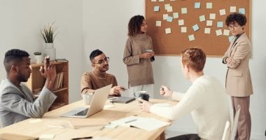 لو عايز علاقتك بمديرك تكون قوية.. 8 عبارات بلاش تقولها أبرزها "دا مش شغلي"