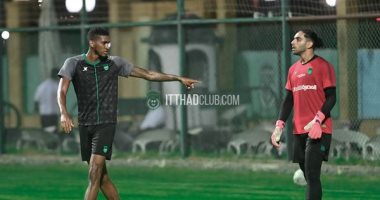 داميون لوي ينتظم في تدريبات الاتحاد السكندري بعد العودة من بلاده