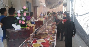 يا بخت اللي يتجوز من كفر البطيخ.. وليمة خاصة واجب الضيافة لأهل العريس.. فيديو وصور