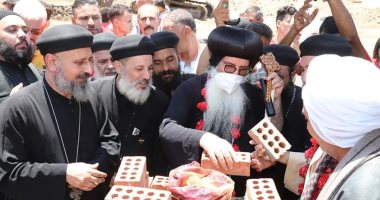 الكنيسة الأرثوذكسية تضع حجر أساس مبنى خدمات "العائلة المقدسة" بسوهاج