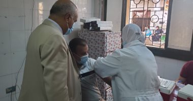تطعيم المواطنين المسافرين للخارج واستخراج الشهادات المعتمدة بالغربية ..صور