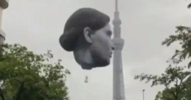 يابانيون يطورون منطادا هوائيا بوجه انسان لترويج السياحة في طوكيو.. فيديو