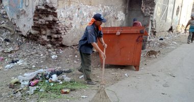 تكثيف حملات النظافة والإنارة وتحسين الخدمات والمرافق فى بيلا وقراها.. صور