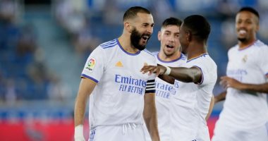 ريال مدريد يكتسح ألافيس برباعية فى بداية مشواره بالدوري الإسباني.. فيديو