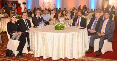 متحدين ظروف كورونا وآلاف الأميال.. 33 كيانا من 18 دولة حول العالم حاضرون فى وطنهم الأم لدعم حياة كريمة والجمهورية الجديدة.. وزيرة الهجرة: أمانة العمل تقتضى نسيان خلافاتنا ونتحد لخدمة وطننا.. ولا تصدقوا الشائعات
