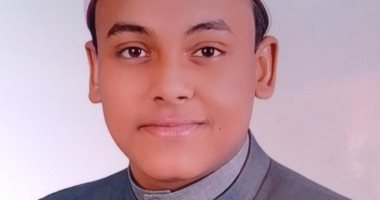 أول الثانوية الأزهرية بأسوان من عائلة متفوقة ووالدته شجعته على حفظ القرآن