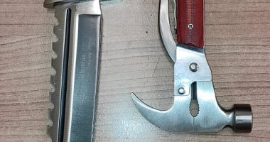 ضبط راكب بمطار القاهرة قادم من دبى بحوزته سلاح أبيض