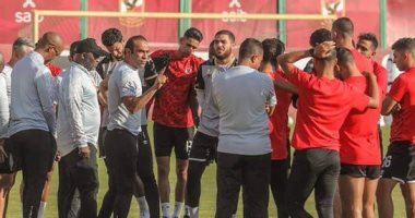 عبد الحفيظ لنجوم الأهلى: لا بديل عن حصد الـ 12 نقطة المتبقية بالدورى