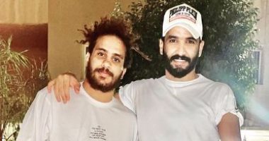 عبد الله جمعة يدعم شقيقه: "هتلاقينى دايمًا عكازك فى أى وقت هتقع فيه"