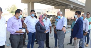 محافظ الجيزة يتابع تجهيزات الممشى الجديد بكورنيش المريوطية.. صور