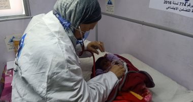 الكشف وتوفير العلاج لأكثر من 300 فى قافلة للصحة ببنى سويف