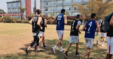 منتخب السلة يتدرب فى حديقة الفندق قبل بطولة أفريقيا..صور